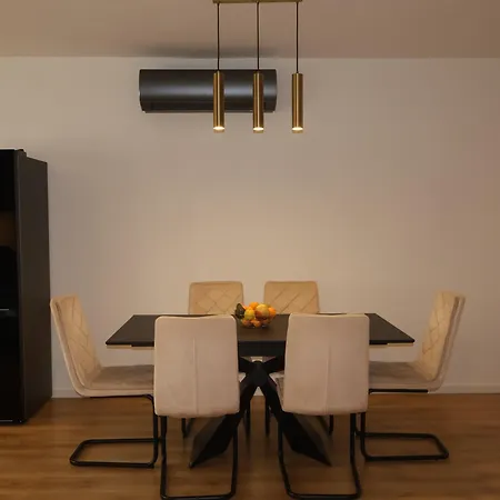 شقة Kaja زادار